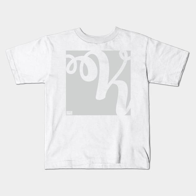 Letter K Elegant Cursive Calligraphy Initial Monogram Kids T-Shirt by porcodiseno